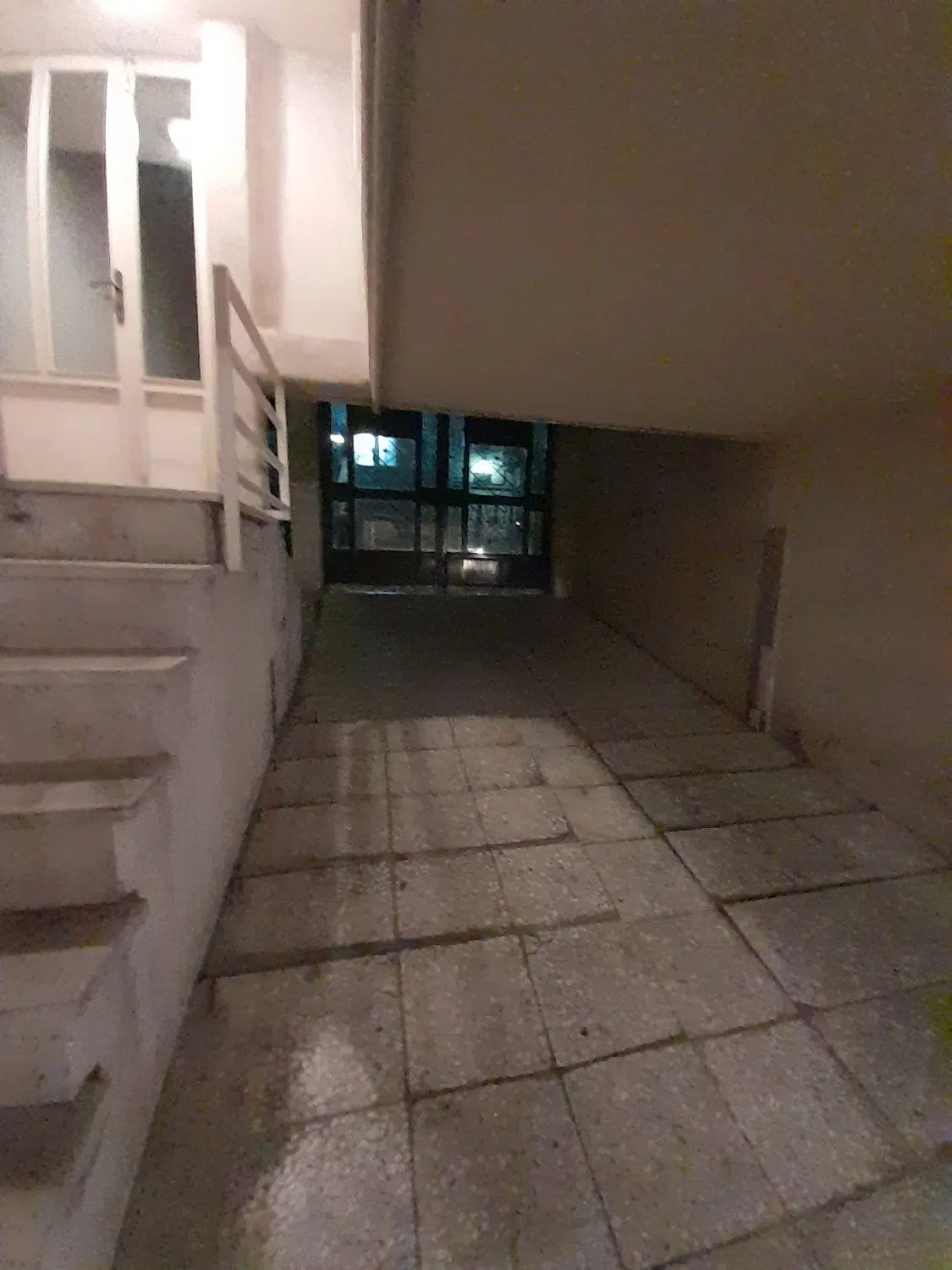 اجاره پارکینگ  اختصاصی