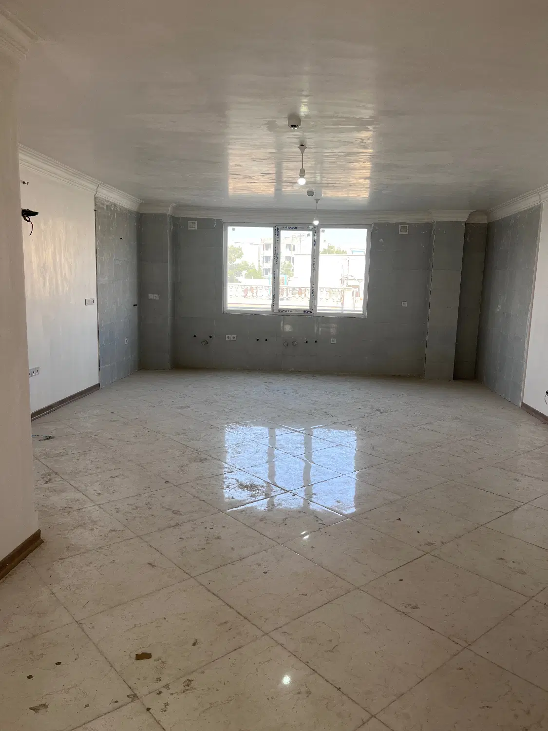 اپارتمان نوساز خشک ۸۶ متر