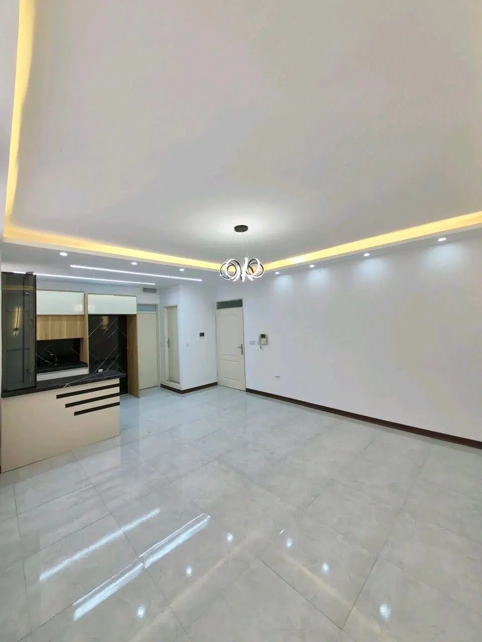 ۶۲متر دوخواب فول امکانات غرق نور خوش نقشه سندتکبرگ