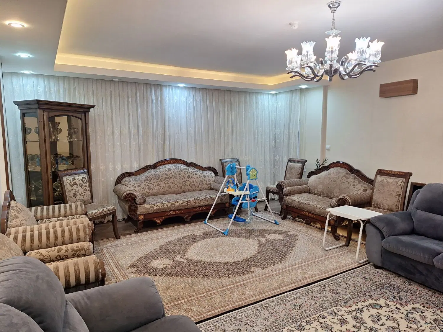 ویلایی خانه باغی_ ۷۰۰ متری _ دربست _فرهنگ شهر