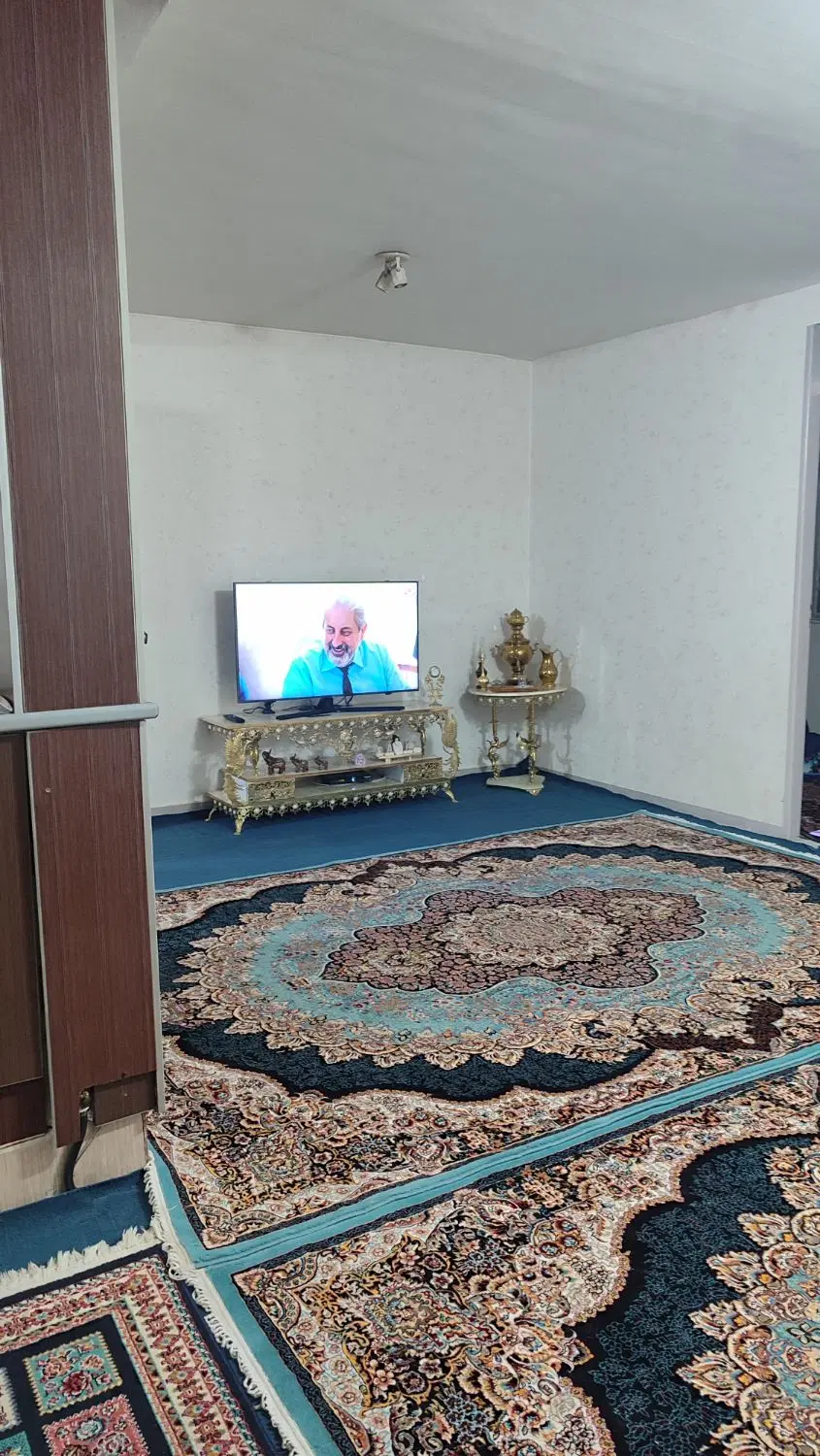 55متری، آپارتمان قرمز، بسیار تمیز