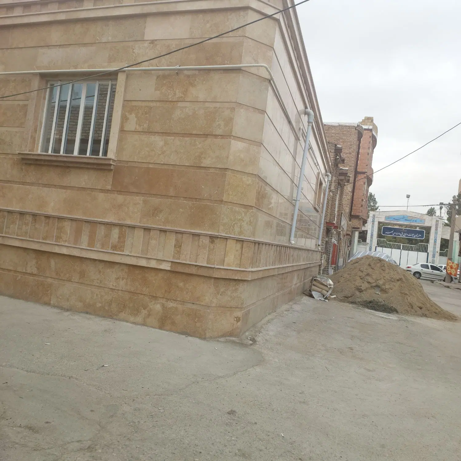 یک باب منزل مسکونی در علامه مجلسی