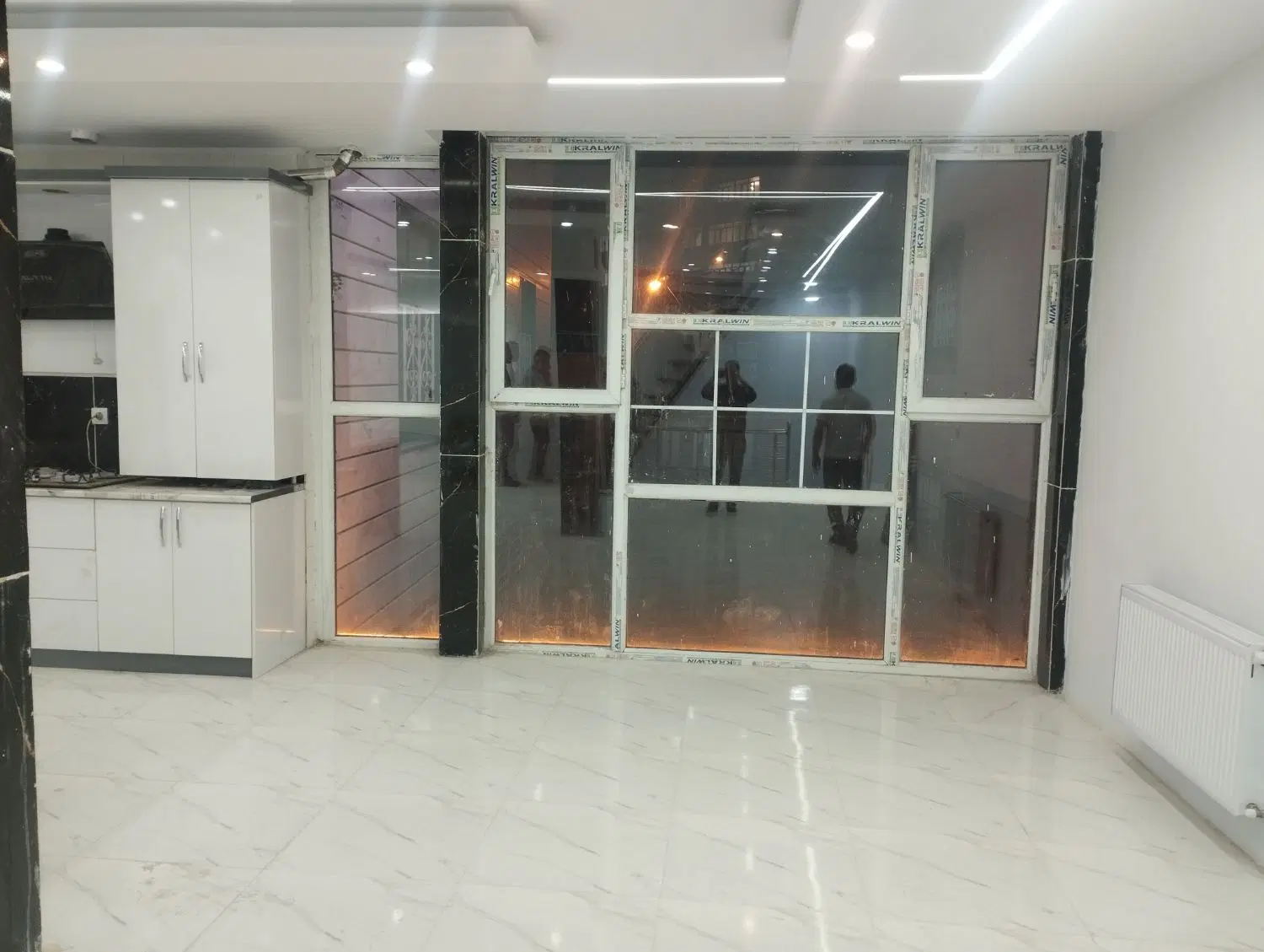 ویلایی شیک میدان عارف دوبلکس
