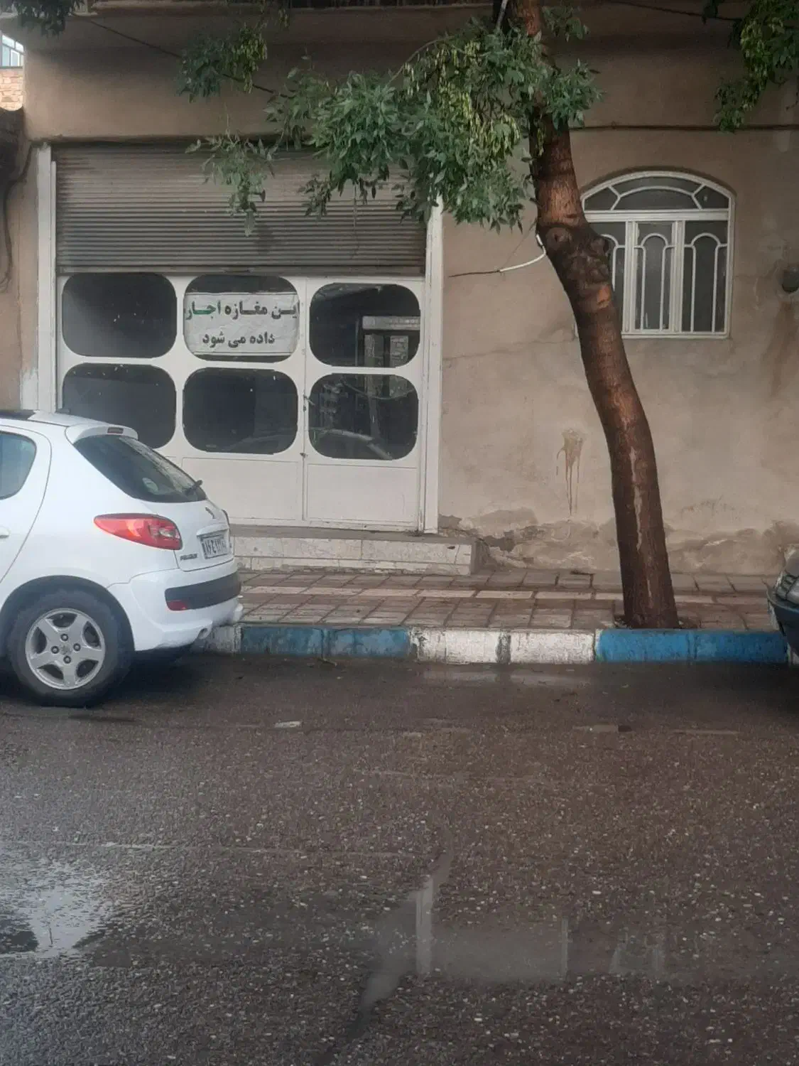 اجاره مغازه واقع در خیابان حوزه علمیه