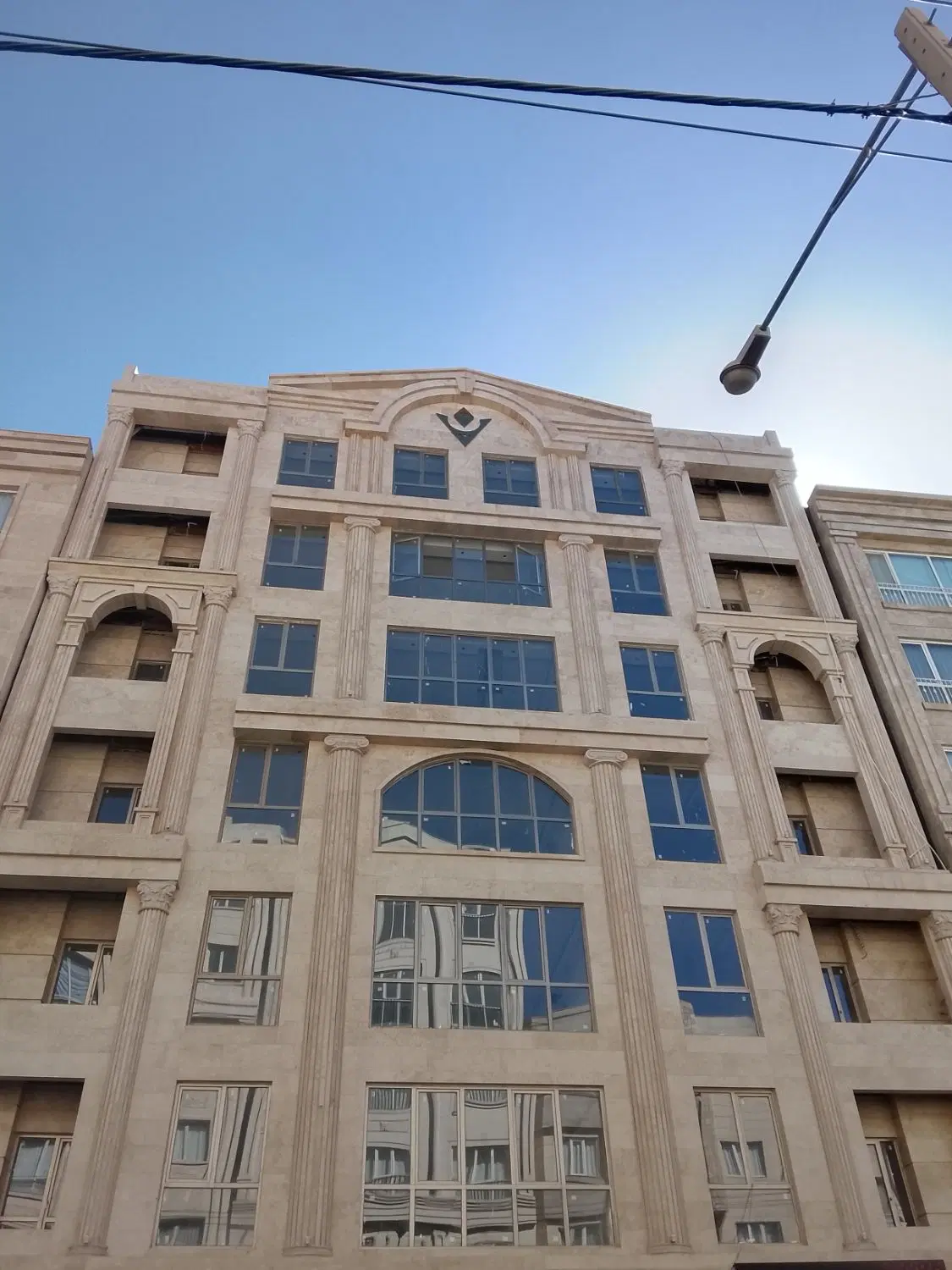 ۳۰۰ متر جنوبی_خوش ساخت
