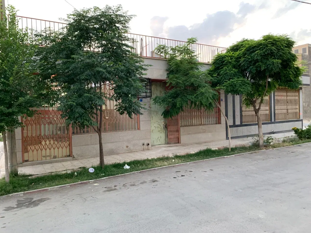 مغازه 40 متری ملکشهر
