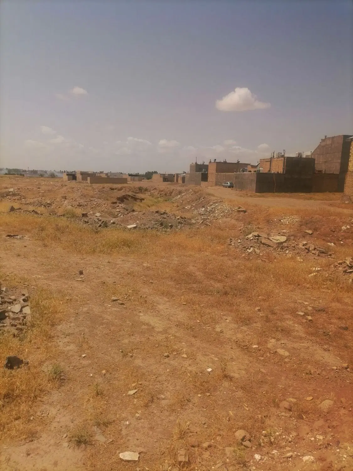زمین استقلال 270