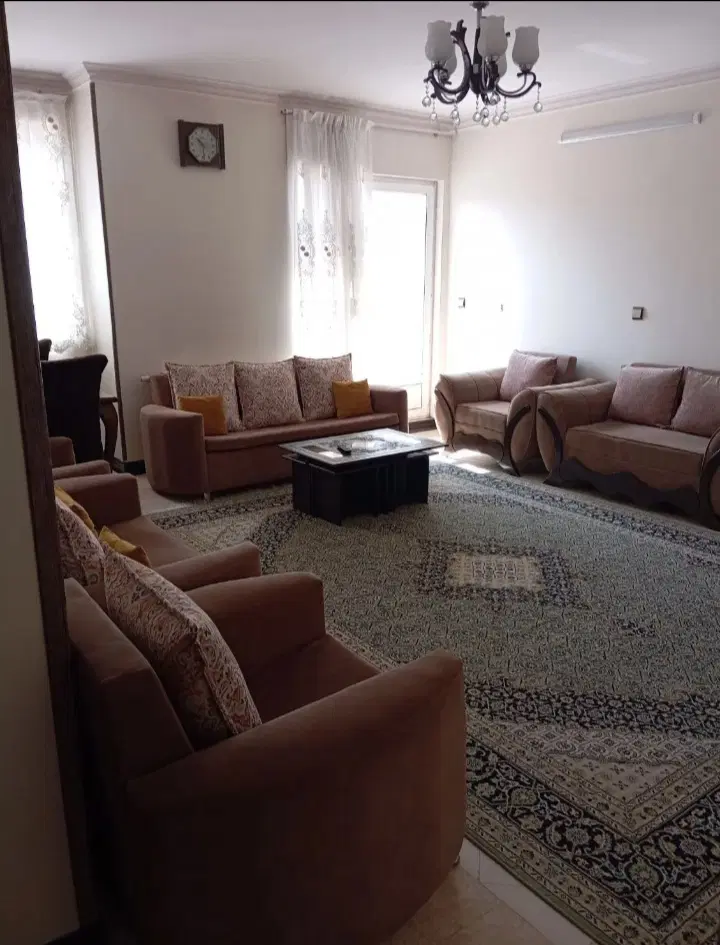 ۹۵ متری تمیز قیامدشت