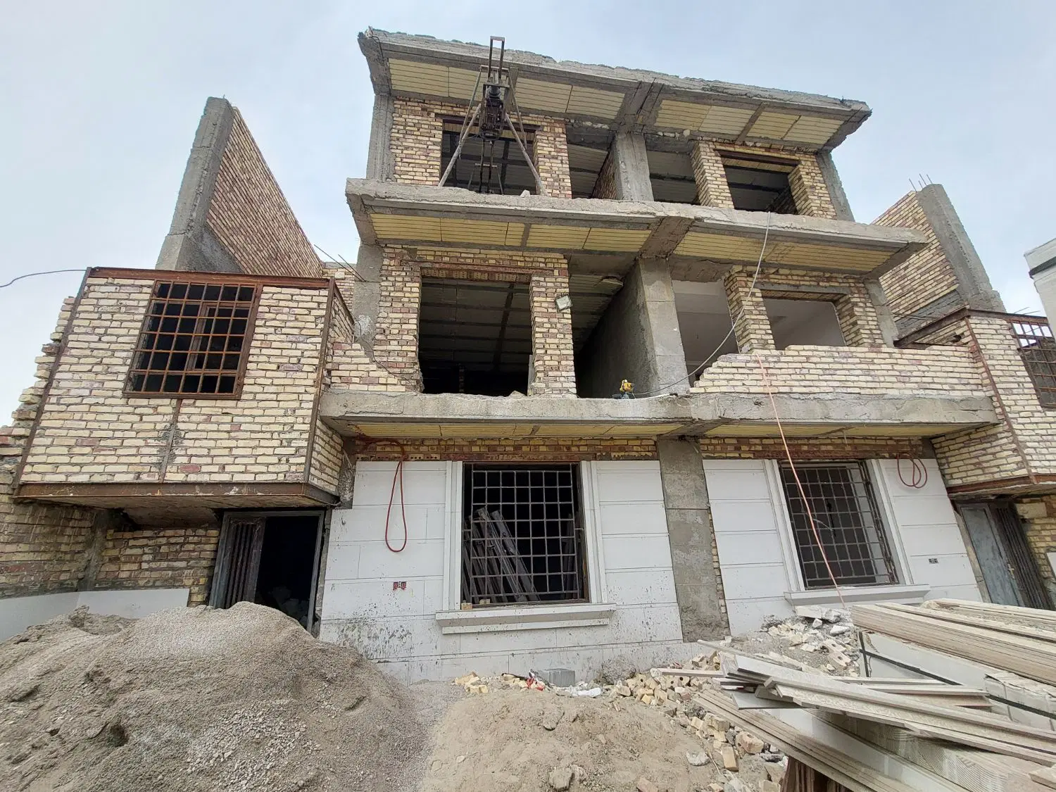 اپارتمان چهاراه دکترا