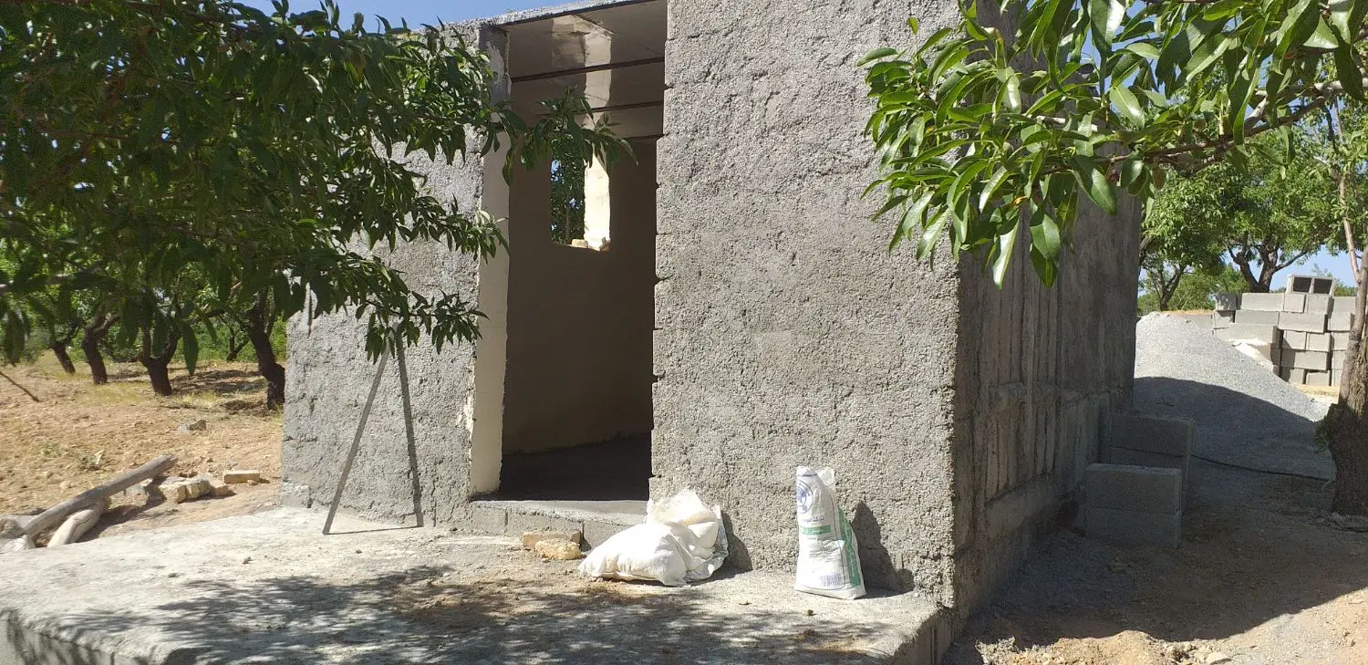 باغ با اتاق و سند