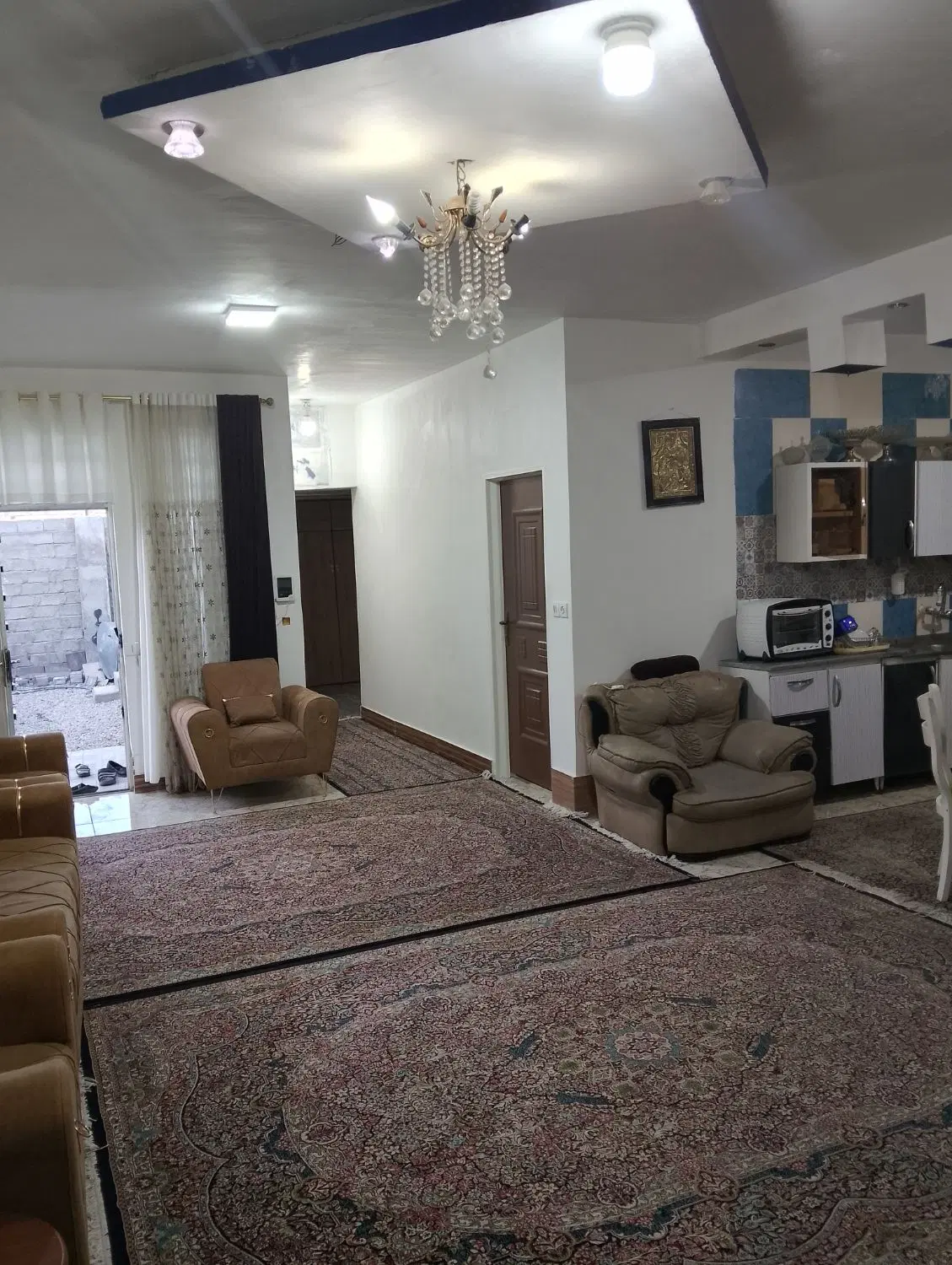خانه اجاره‌ای خیابان تخت جمشید