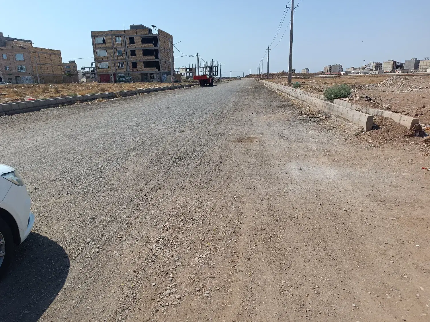 زمین مسکونی تراکم ۴معبر ۱۶ متری مصلی شهرک برگریزان