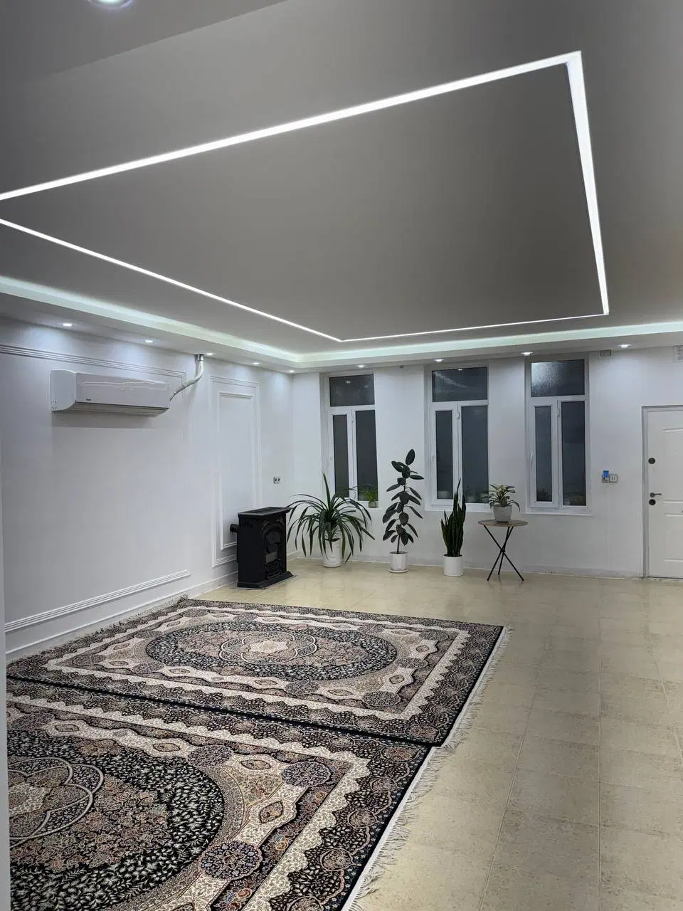 منزل مسکونی و تجاری ۳۰ متری جانبازان