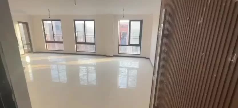 تهاتر ویلایی فاز۲ با دوطبقه دربست