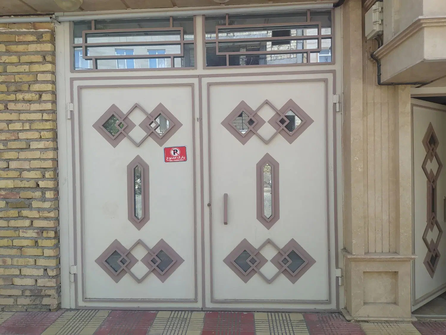 اجاره انباری خیابان ۱۶ متری