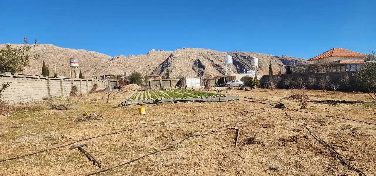 باغ فاز یک سیخ دارنگون