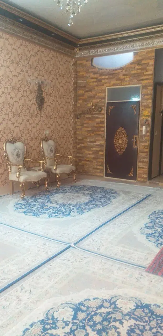 واحد ۹۵ متری  ۲۰ متری زاد