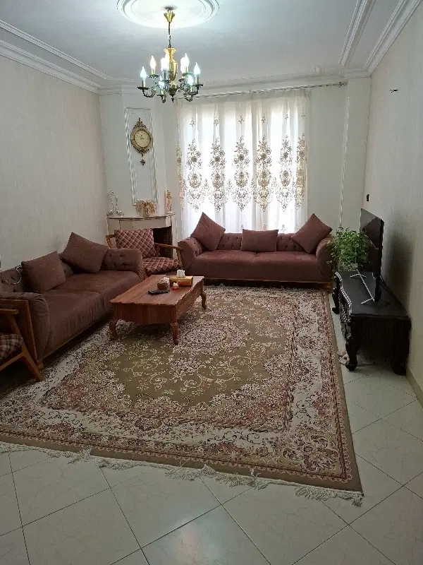 ۶۱ متری تاپ لوکیشن دو بر نورگیر پارکینگ سندی