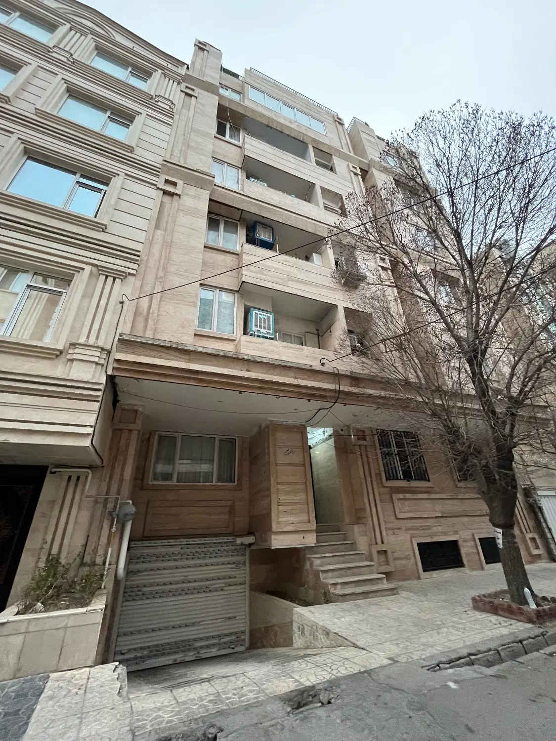 ۸۰متر نوساز * استثنائی * شاهین ویلا