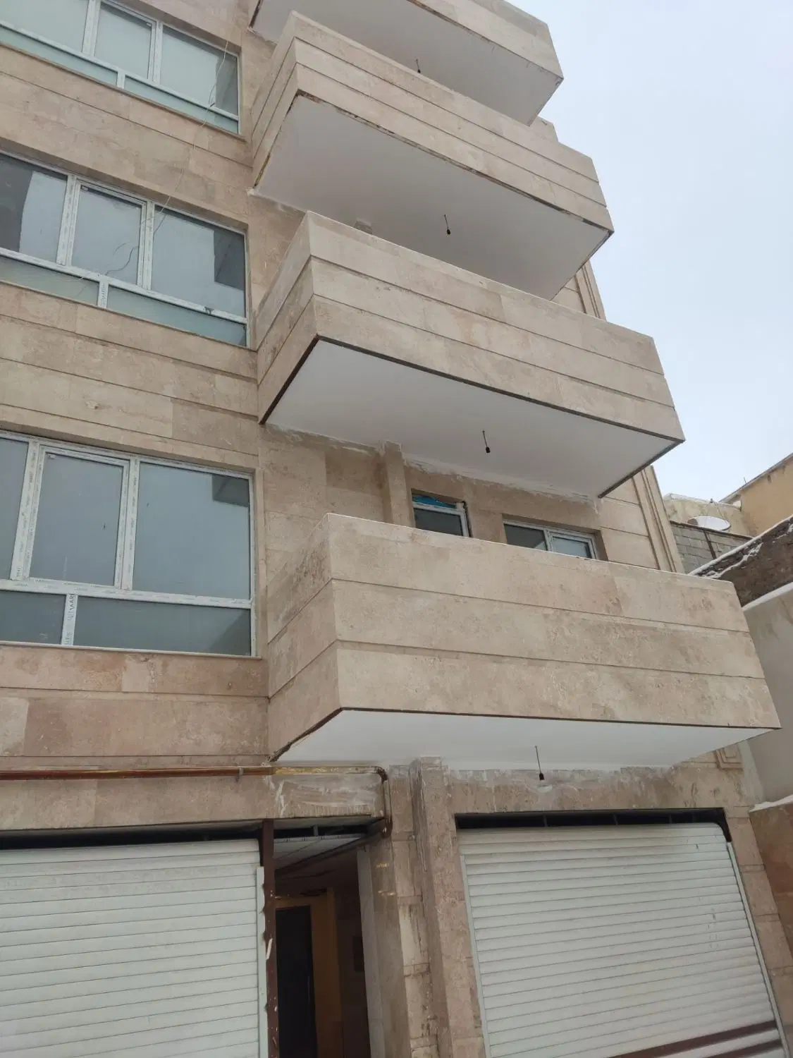 فروش اپارتمان درباغمیشه بارنج