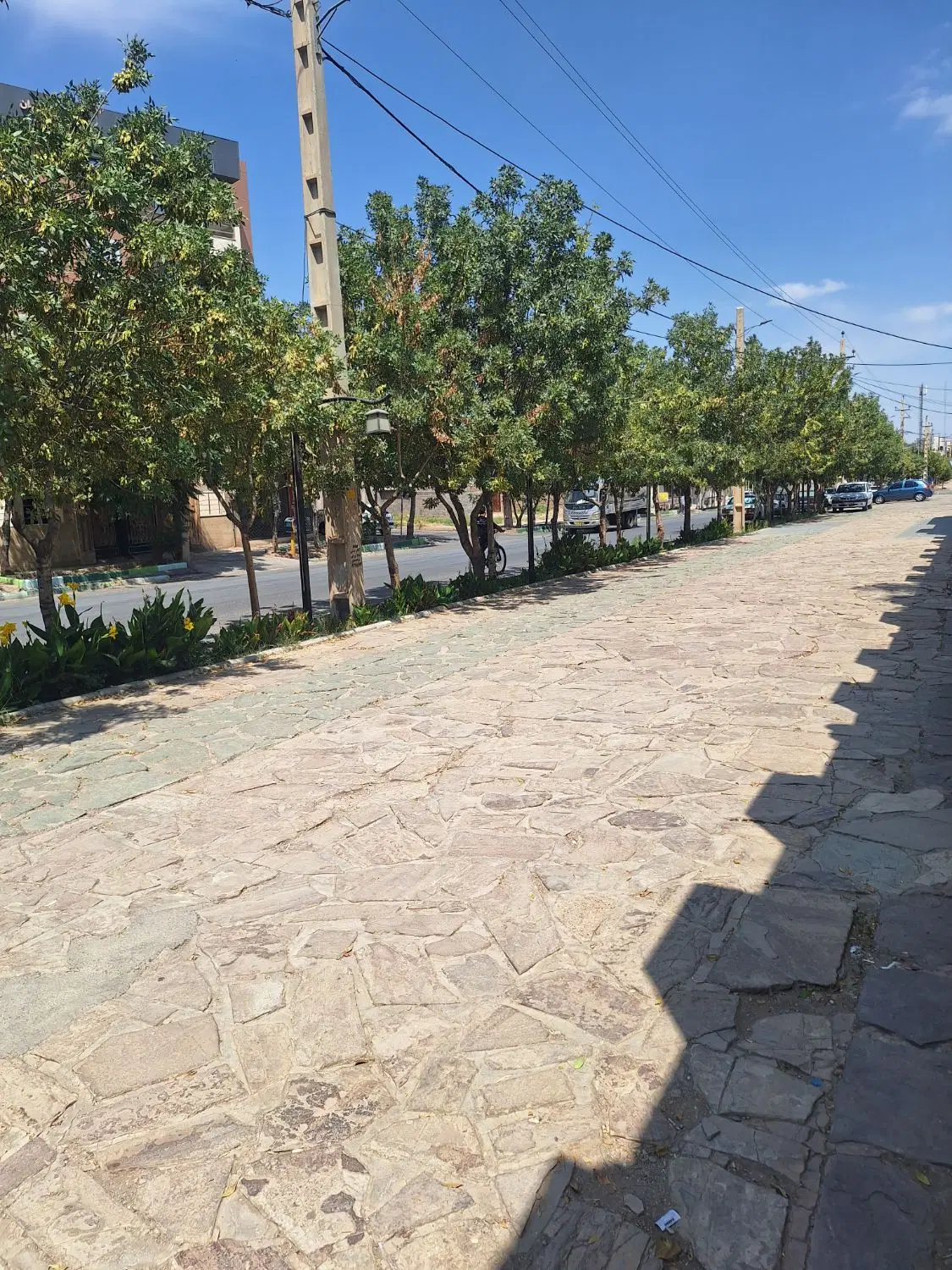 زمین مسکونی زرندیه