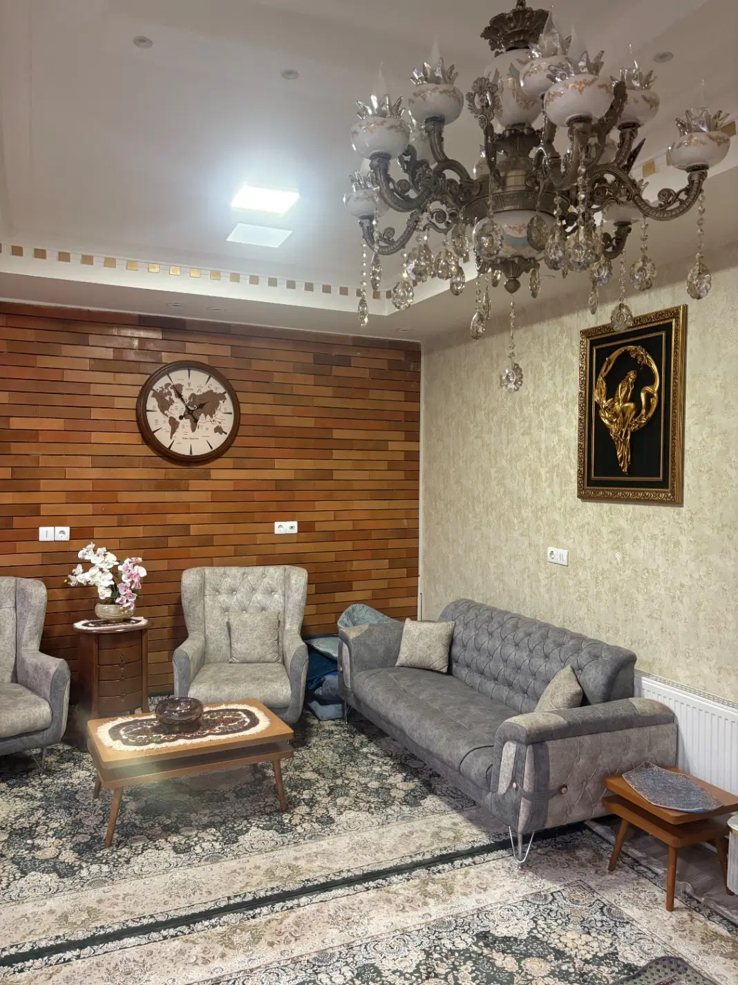 واحد طبقه دوم ۱۷۰ متر دو کله