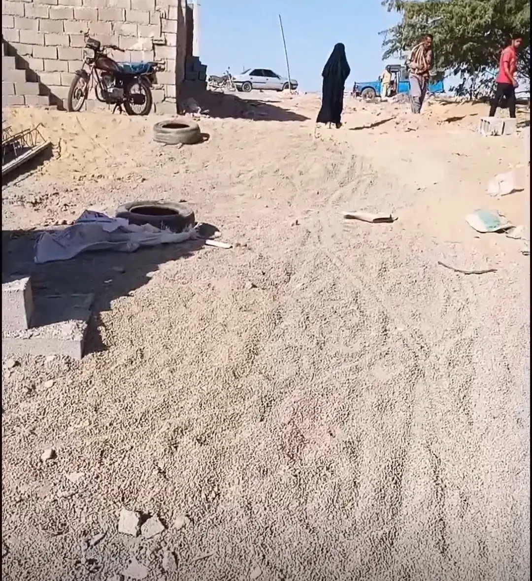 یک قطعه زمین ۳۰۰ مترمربع واقع در عثمان آباد