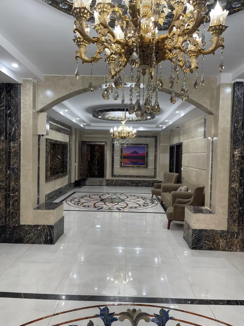 ۱۱۰ متری نوساز محمود اباد_پارکینگ اختصاصی