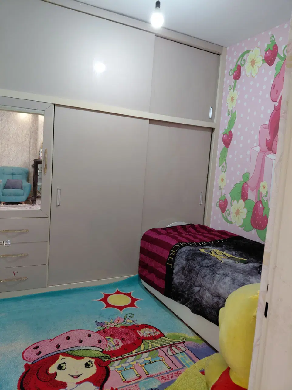 دکتر معدل ۸۵ متر املاک امین