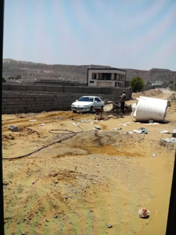 زمین چهار دیواری رمین احمداباد