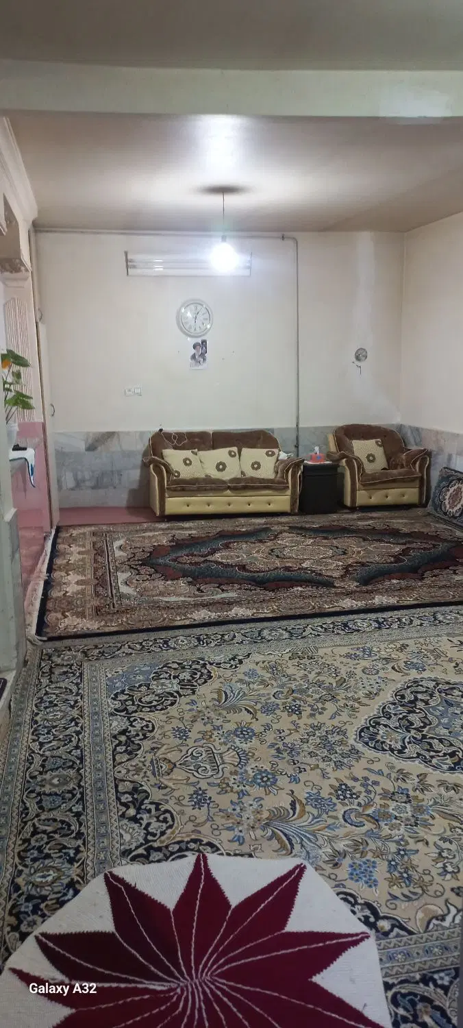 خانه ۱۰۷متری بهترین نقطه شهر قیمت مناسب