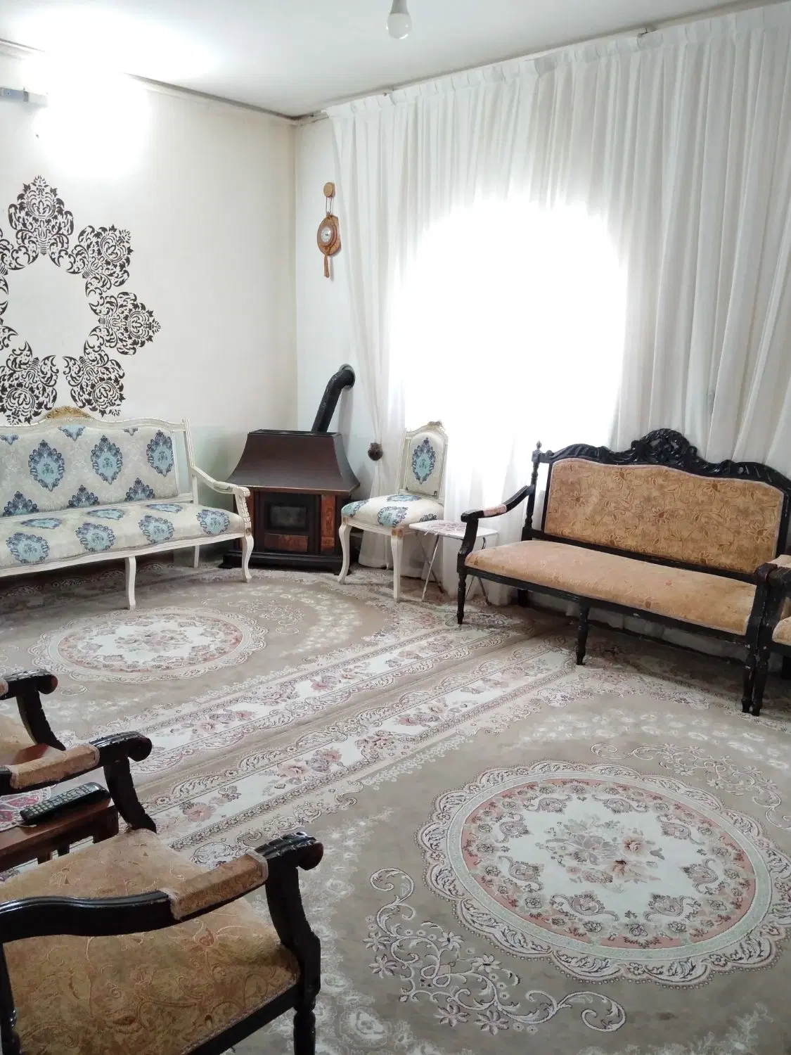 فروش 65 متر، دارای دو حیاط