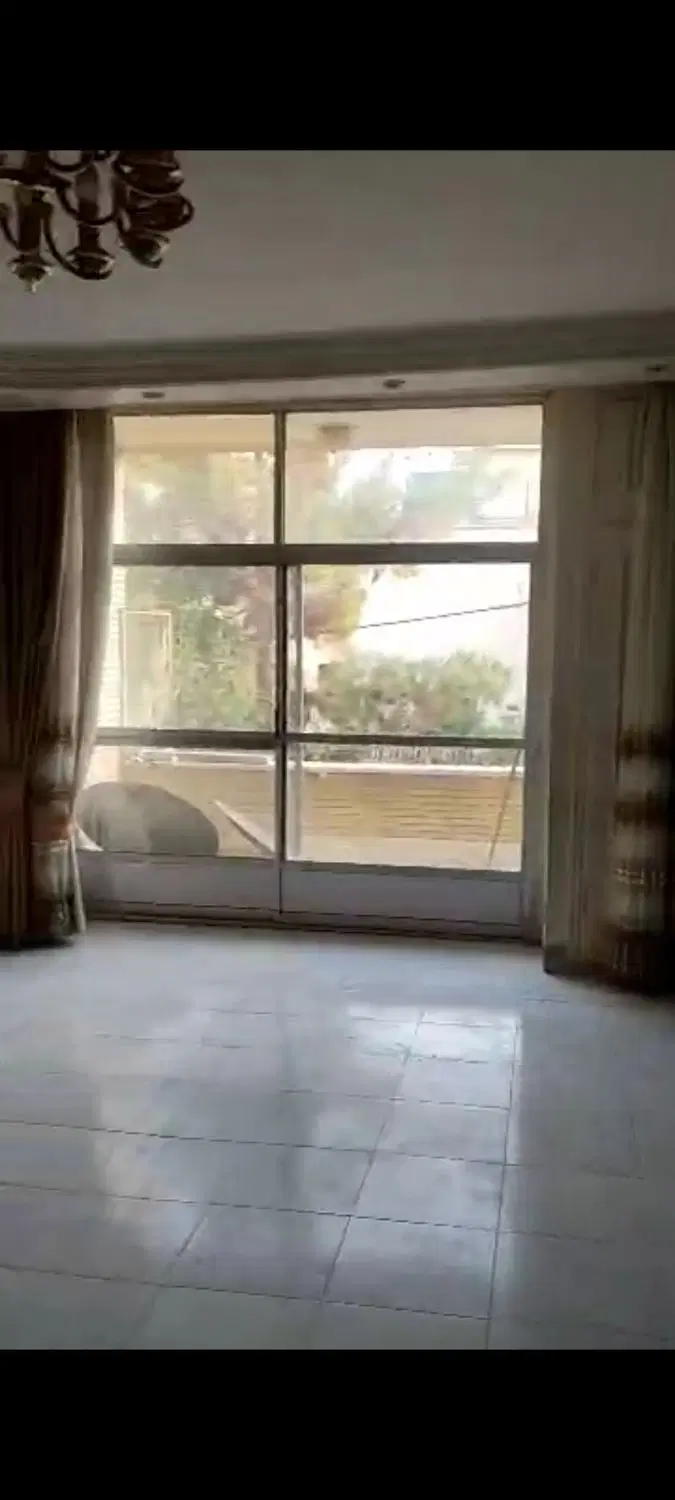 اجاره واحد 200 متری خ خرم