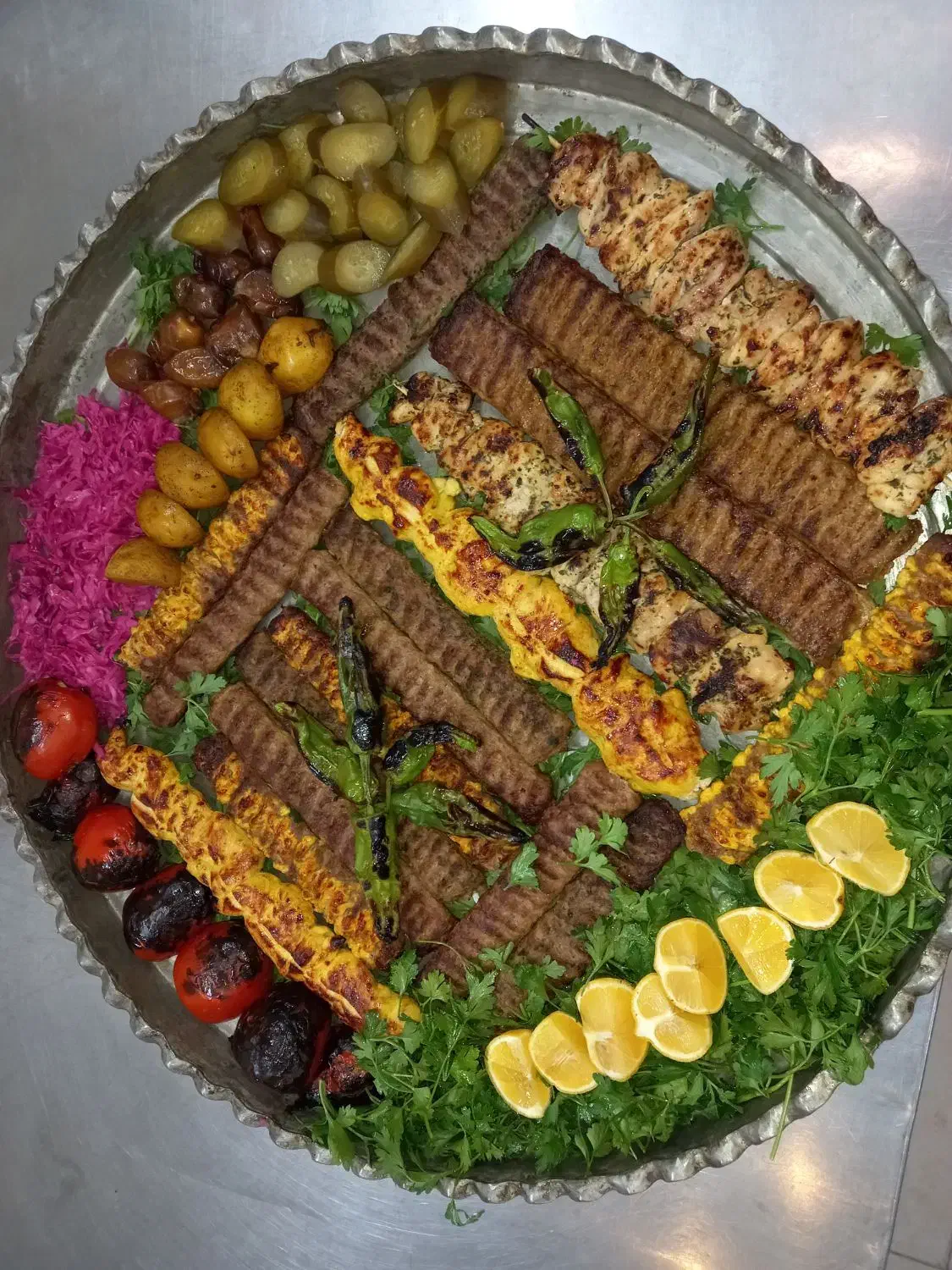 واگذاری غذا ببرون بر