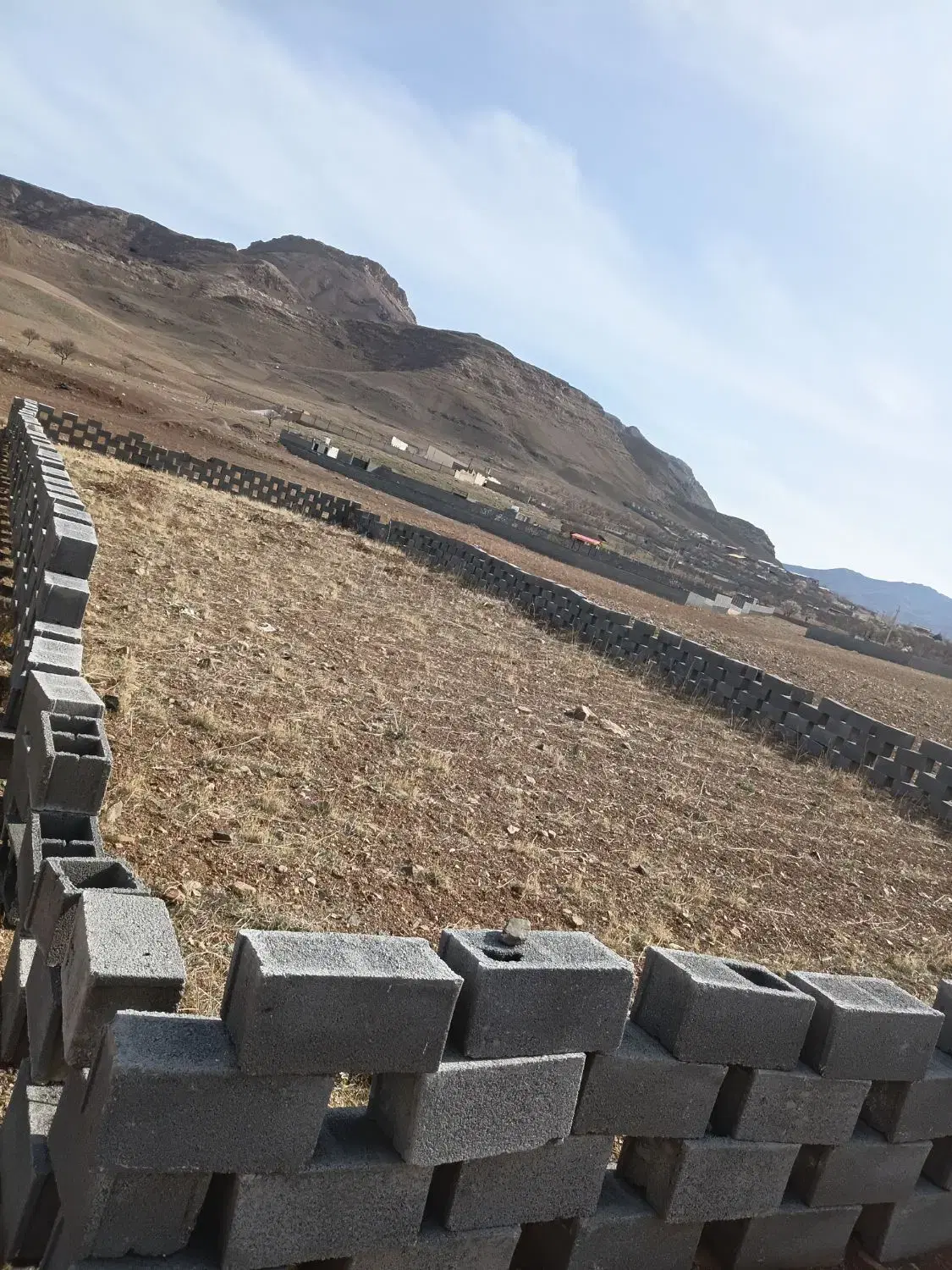 زمین روستای ورده