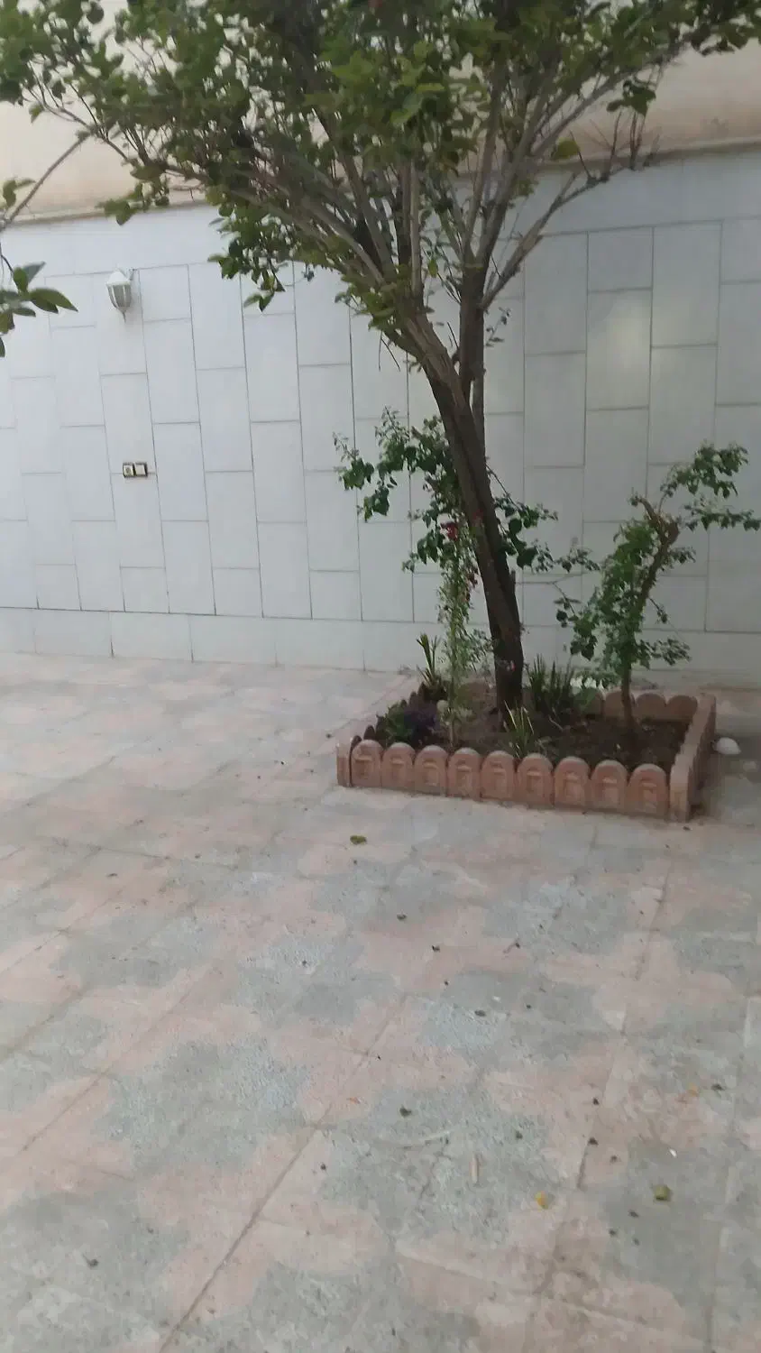 اجاره یک باب منزل مسکونی