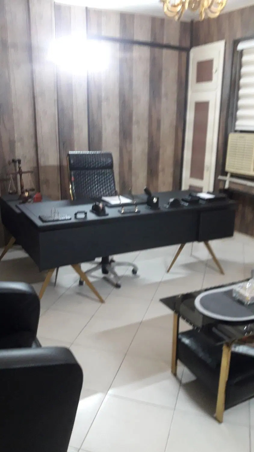 رهن اطاق کار از دفتر وکالت