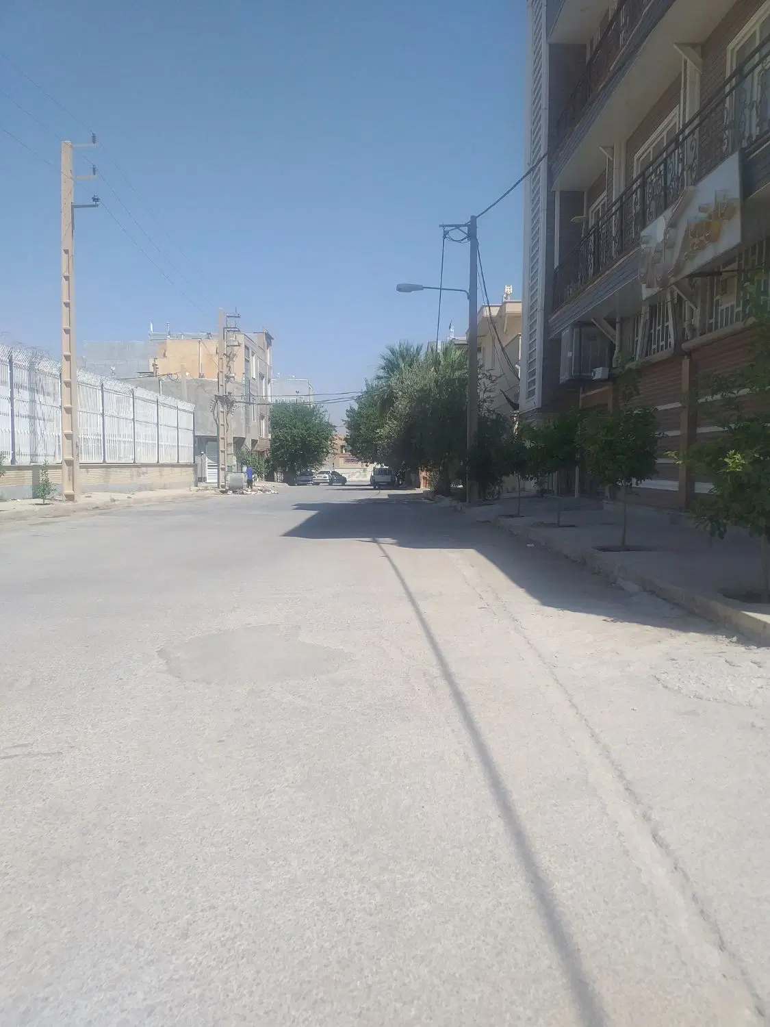 فروش زمین مسکونی در۱۶  متری شاهد