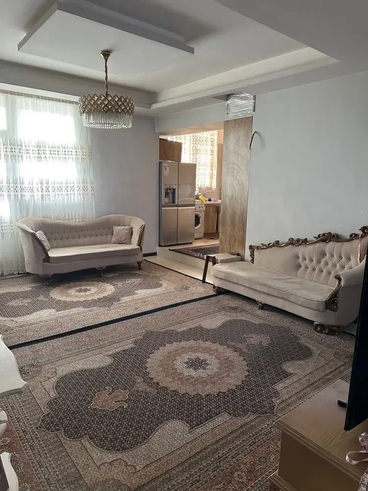 واحد ۹۰ متری نما سنگ