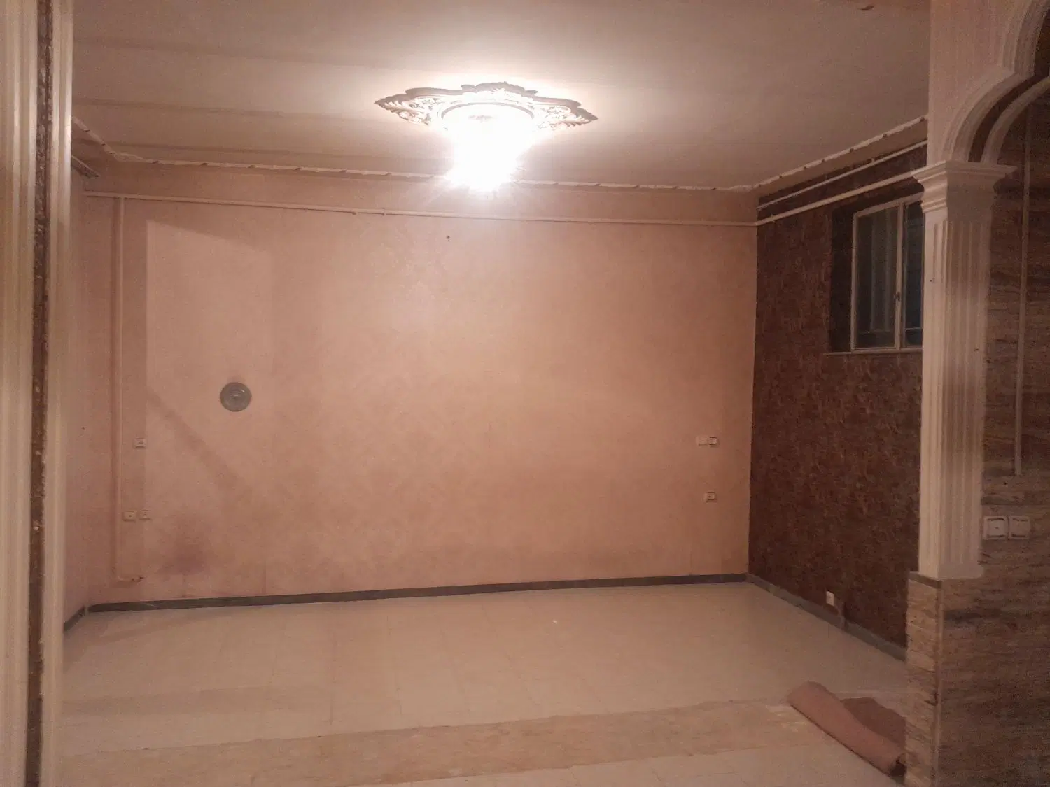 اجاره حیاط دربست درخیابان بهارکوی بابک