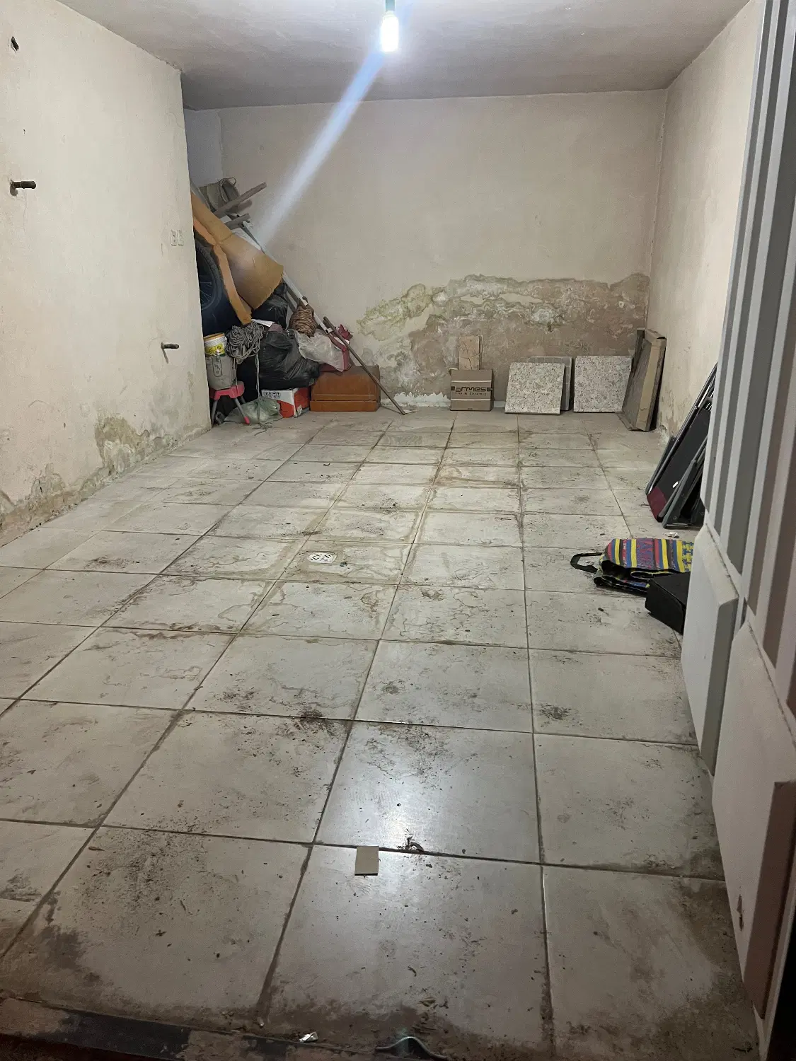 انبار جهت وسایل منزل یا مغازه