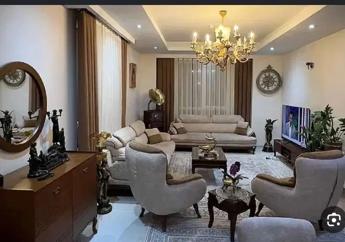 سبزه میدان .لاکانی .چند قدمی بر اصلی