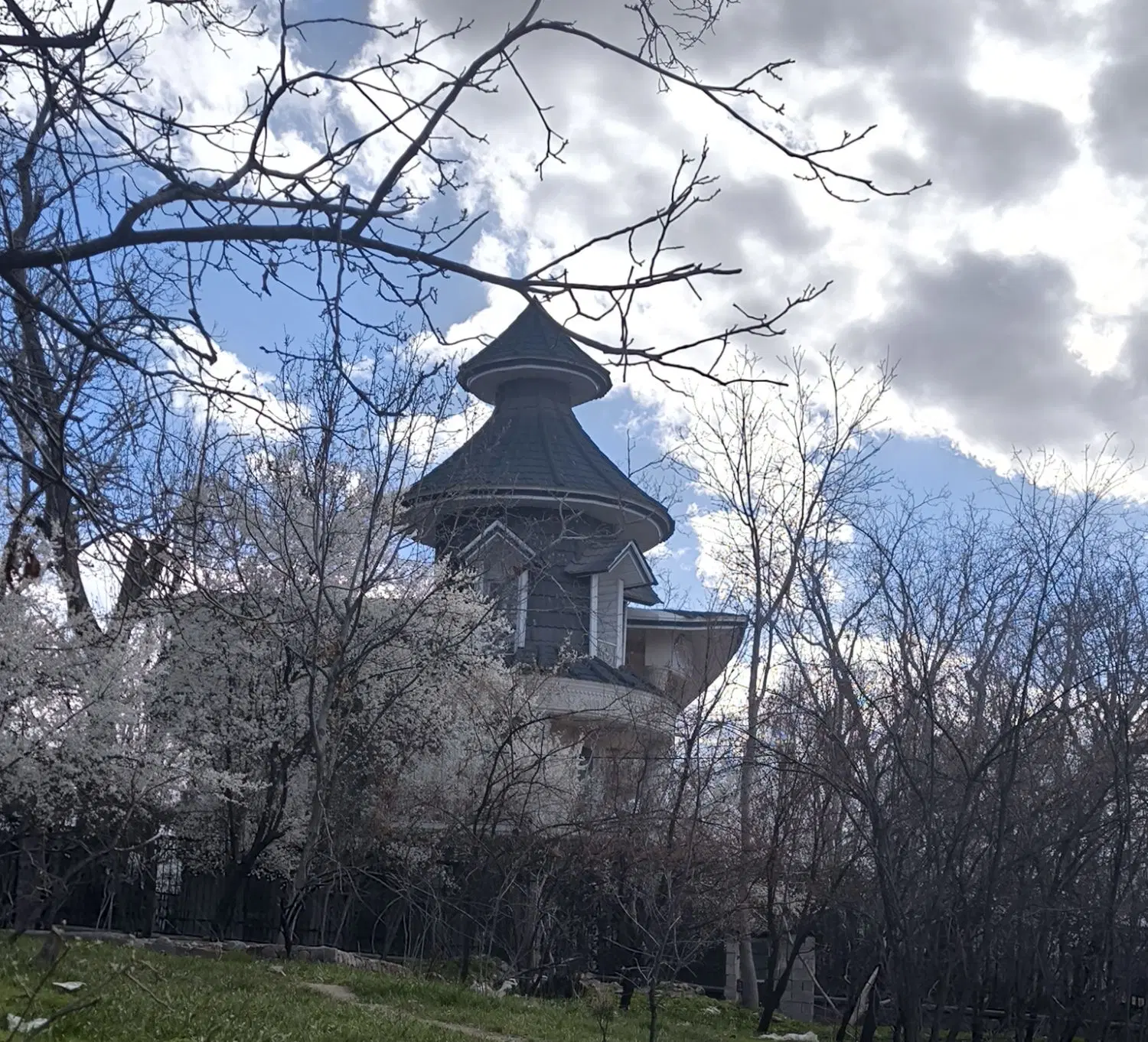زمین ساحلی حاجی بکنده