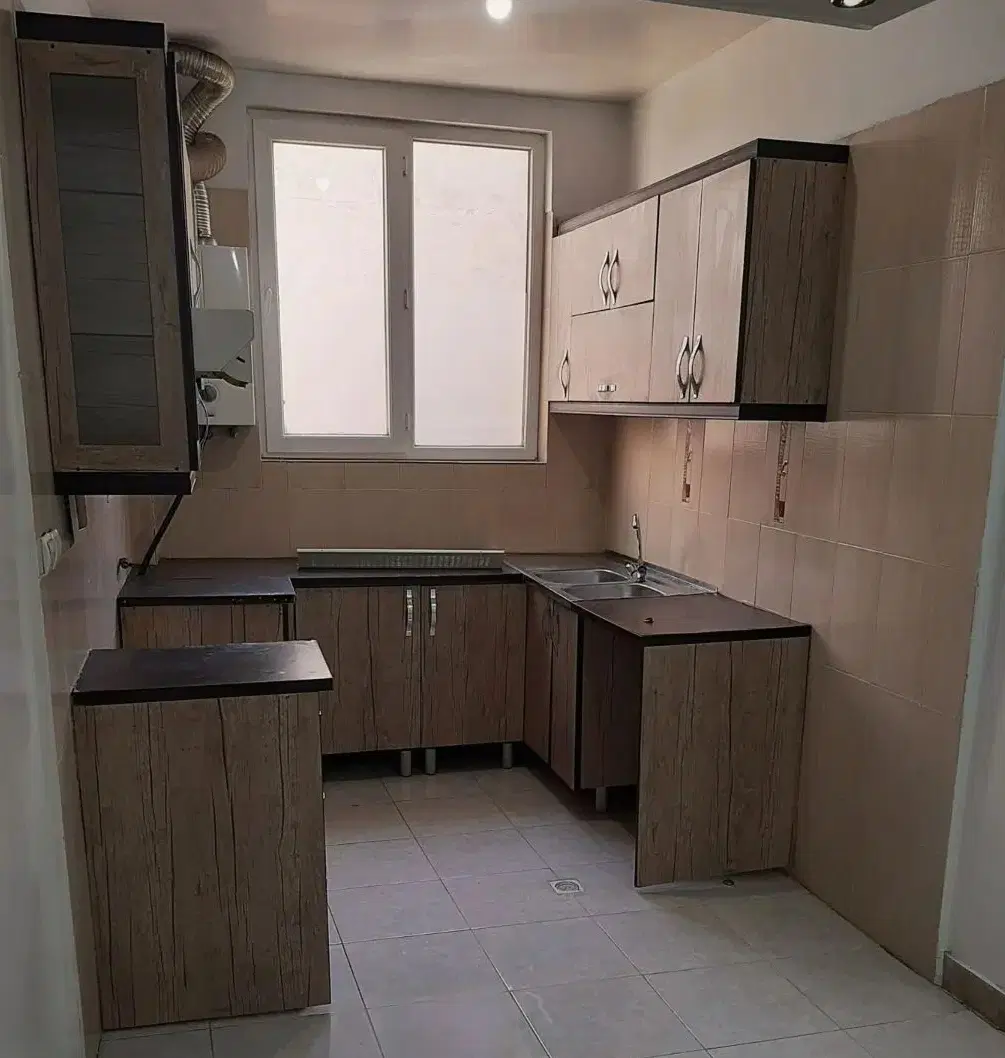 ۴۰ متر نوساز پارکینگ اسانسور محبوب مجاز غربی