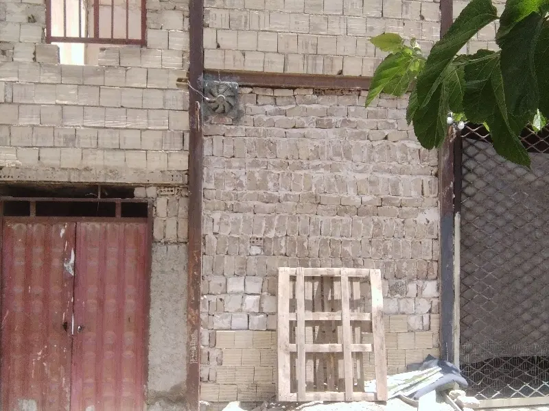 خانه نیمساخت