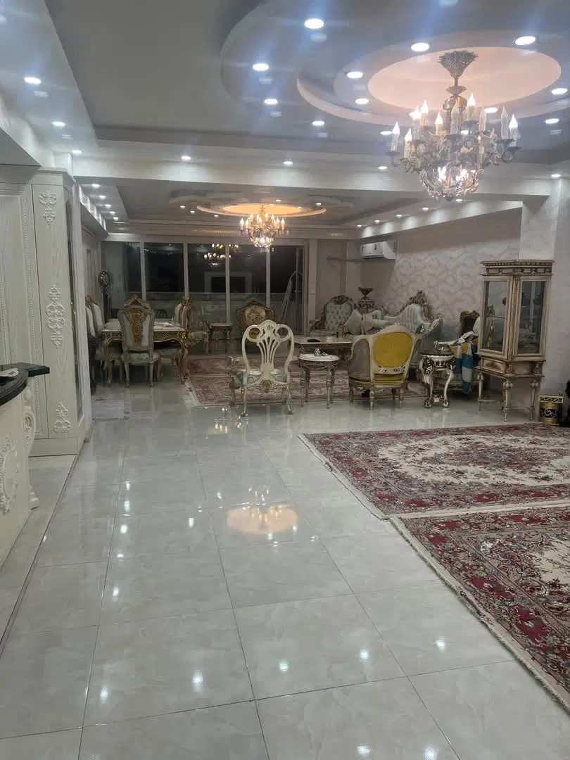 آپارتمان 205 متری، کوی حافظ راه آهن
