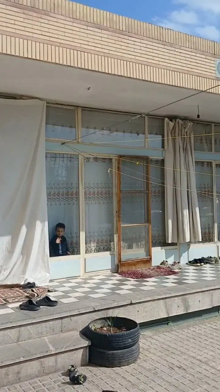 300متری ویلای کردآباد200مترمیمونه