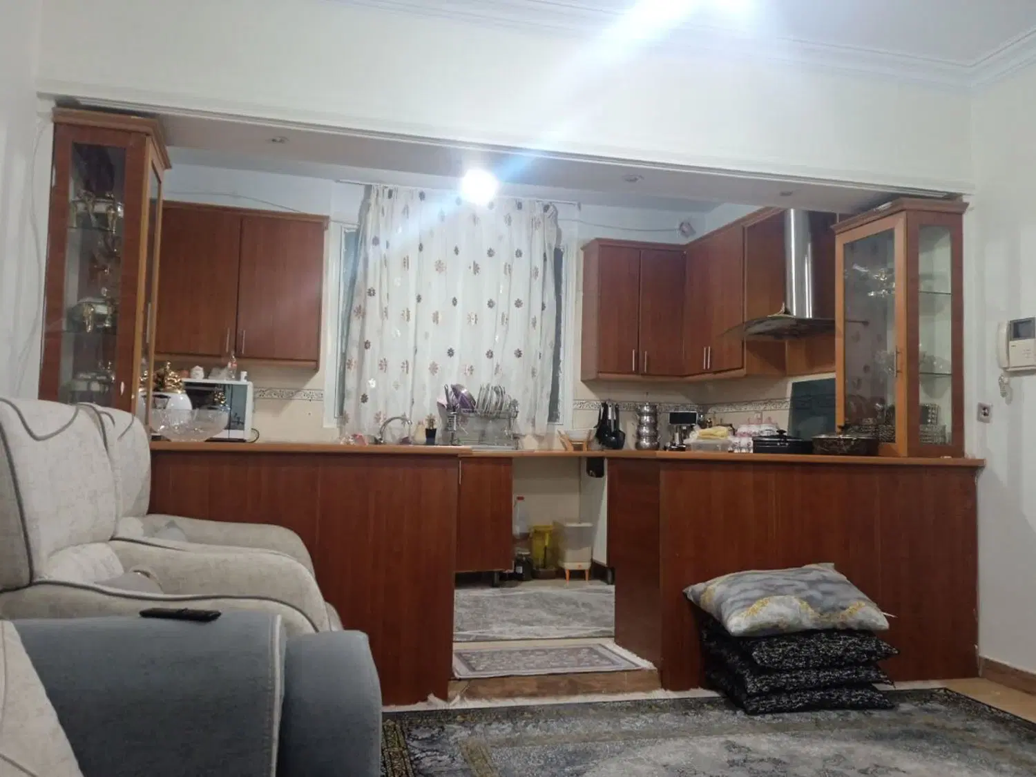 آپارتمان ۷۶ متری