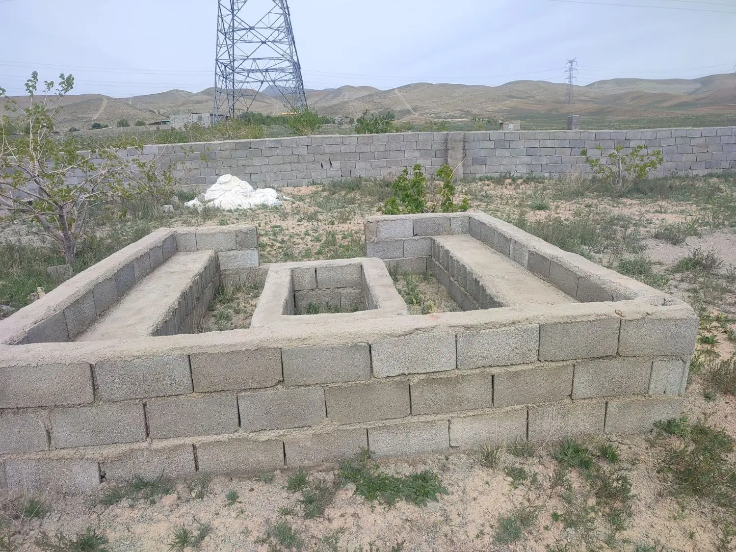 زمین هزارمتری
