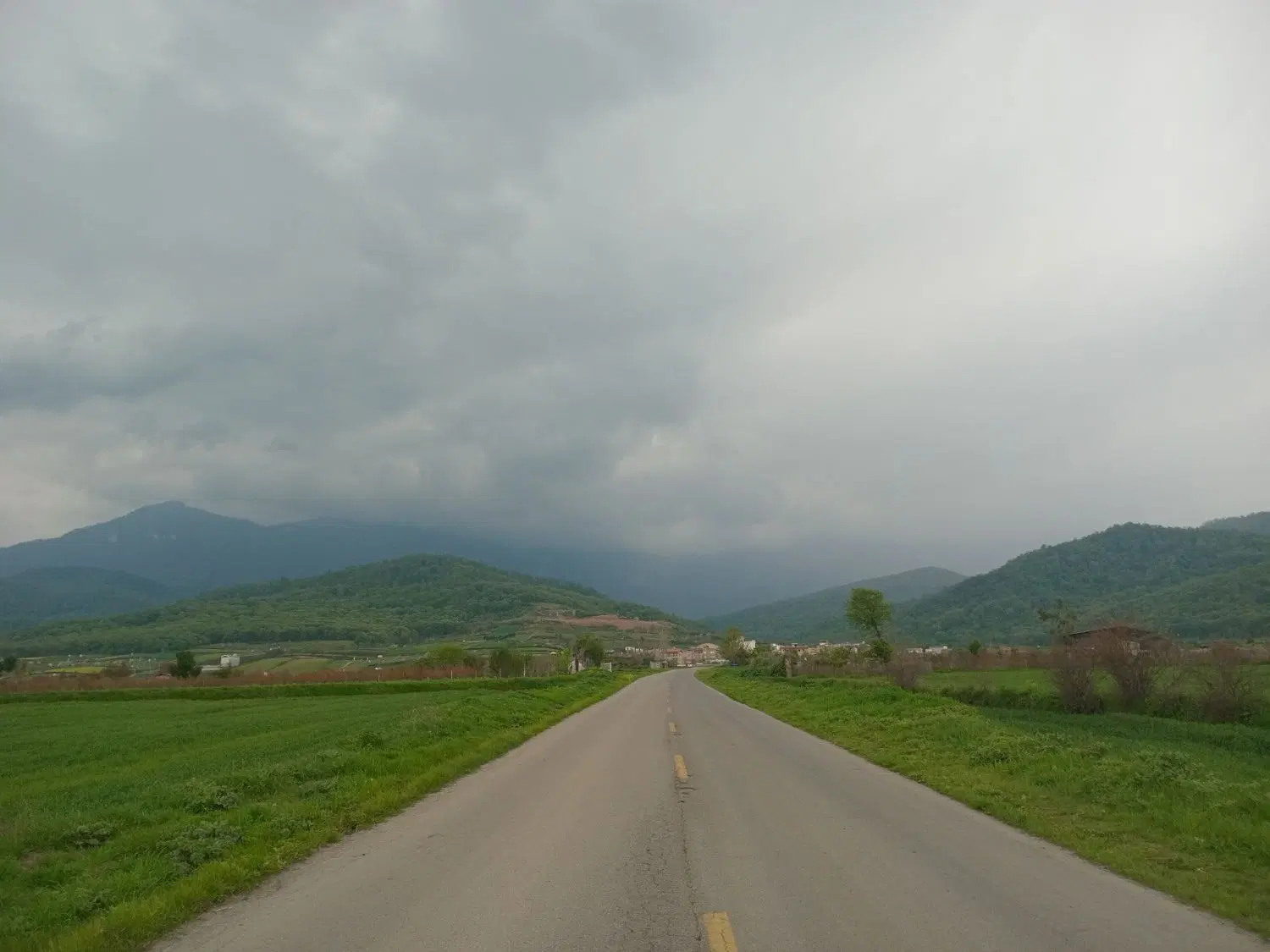 ویلایی_کلنگی 500‌متر روستای توریستی شموشک بالا